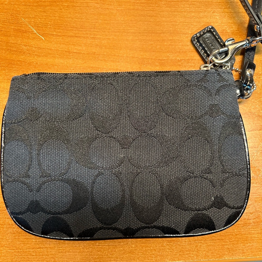 Coach Black Signature Wristlet - Picture 4 of 6